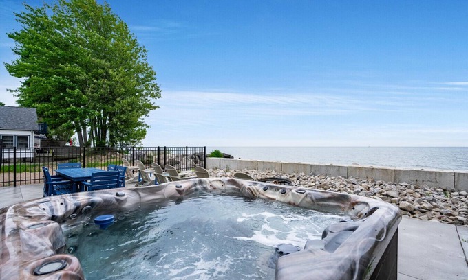 Kingsville Apartamento | Hideaway Beach House & Hot Tub