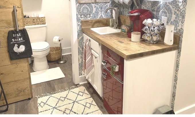 Spring Hill Apartamento | * 20% off Romantic HideAway Retreat * Only 3 Miles from GM Plant! *