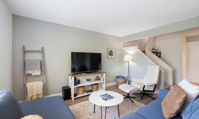 Harbor Springs Condominio | Hideaway Valley #3: 3 BR, 2.5 BA in Harbor Springs, Sleeps 6