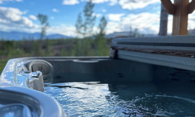 Magna bay Cabina | Hideout Cabin 1 with hot tub!