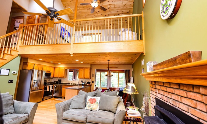 Hamlin Casa | Hideout- Spacious Pet Friendly Home ready!!