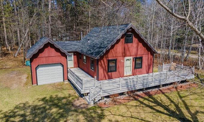Higgins Lake Chalet De Esquí | Higgins Haven - A cozy 2 bedroom cottage with loft