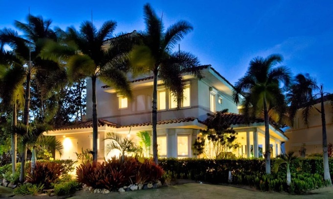 Dorado Pueblo Casa | High End Beachfront Family House en Dorado Beach Resort