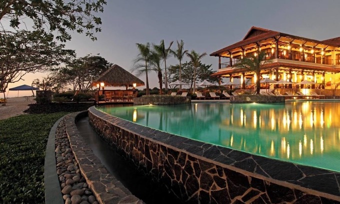 Tamarindo Villa | High-End Luxury Villa at Golondrinas – Beach, Golf, Lifestyle!