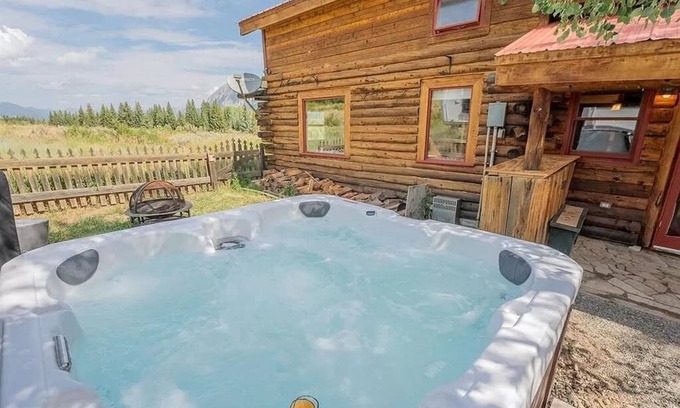 Crested Butte Cabina | High Life Ranch- Secluded Cabin w/hot tub!