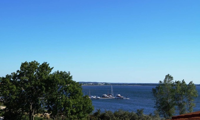 Alt Gaarz Apartamento | De alta calidad Apartamento de 2 niveles con vistas al mar Báltico.
