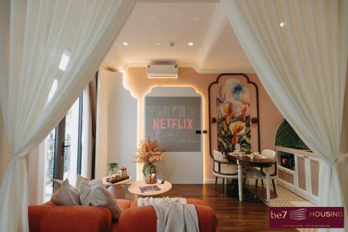 Gia Lam Apartamento | High Ser-Apt -Warmly & Spacious- Peaceful- Bathtub- Greenview- Nearly bus stop- 30mins by car to HanoiOldQuater - Vinhomes OceanPark