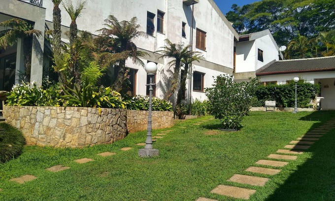 Vila Santista Cabaña | High Standard Refuge 4 Suites Usina Atibaia Dam