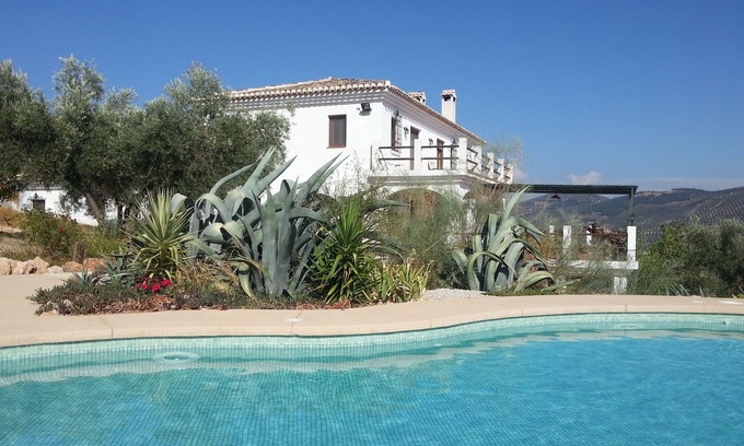 Iznajar Villa | Villa de alto estándar con impresionantes vistas lejos de las multitudes