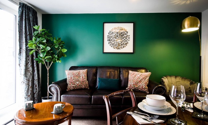 Southampton City Centre Apartamento | High Street 2 BR Apartment - King Bed | Wise Stays