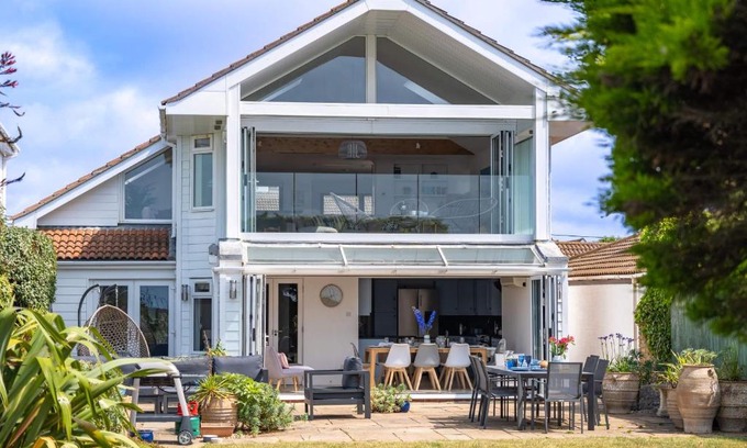 Milford on Sea Casa | High Tide