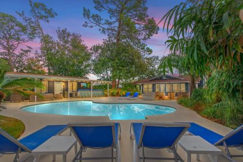 Thomas Drive Casa | High Tide Haven By StayLage