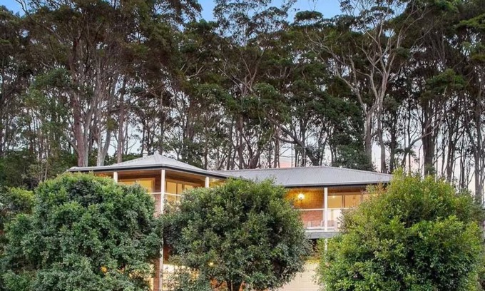 Long Beach Casa | High Tide- Pert friendly home in Long Beach and 100m from the beach!