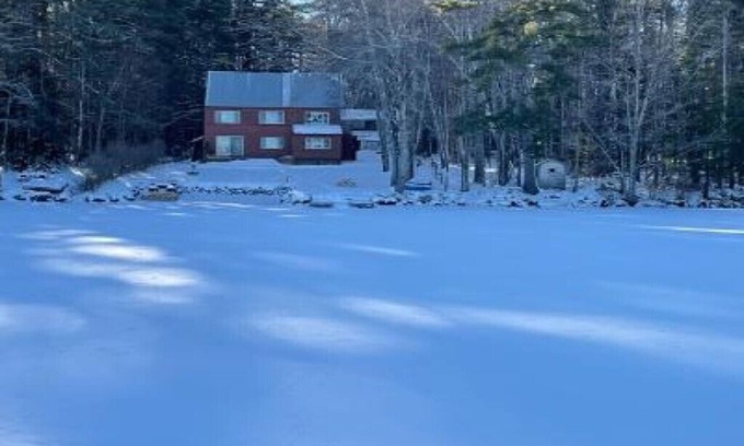 Bridgton Casa | Highland Dream: Summer Paradise! 5BR/2BA W Sandy Beach, Stay and Play. 4 Seasons