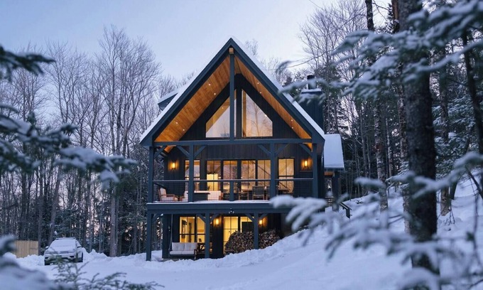 Peru Casa | This house is a 3 bedroom(s), 3.5 bathrooms, located in Peru, VT.