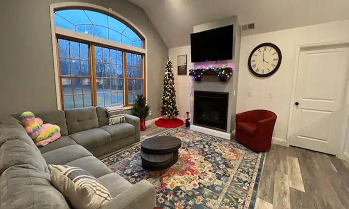 Highland Casa | Highland Home 4BR Near New Paltz, Wedding Venues & Hudson Valley