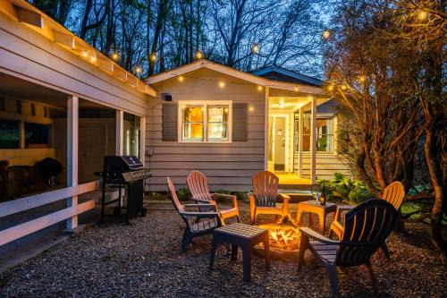 Highlands Hills Casa | Highlands Escape with Views 5 Min to Downtown
