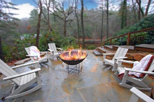 Lake Sequoyah Casa | Highlands Hideout