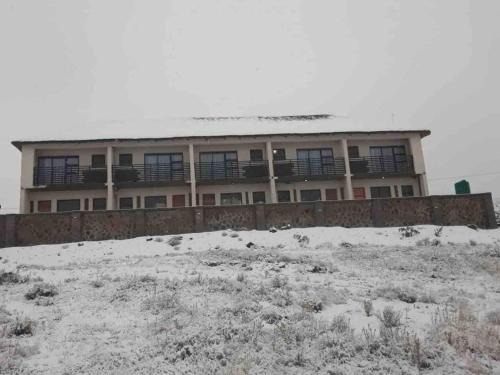 Lesotho Cama Y Desayuno | Highlands Lodge