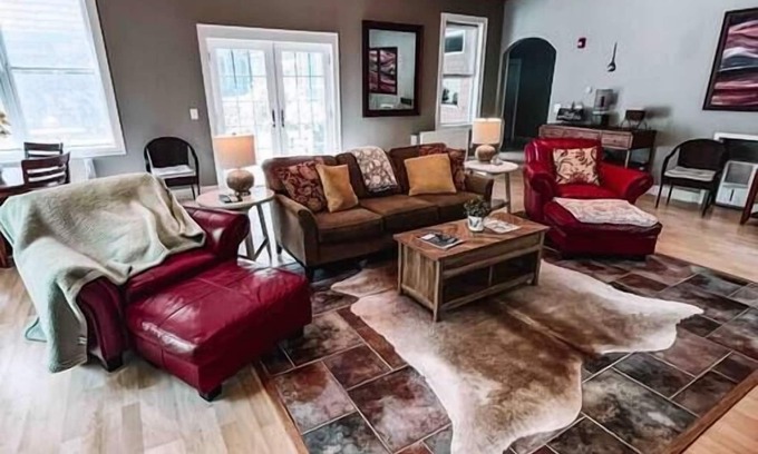 Scaly Mountain Casa | Highlands Retreat 7 Suite Mountain Home