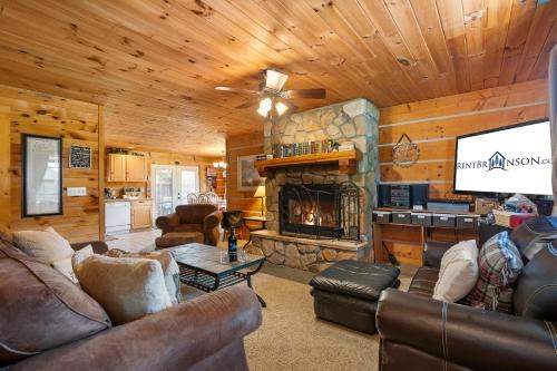 Big Cedars Casa | Highpoint