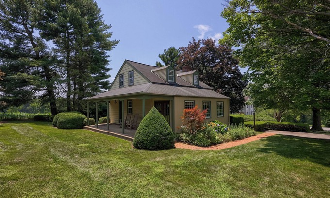 Conestoga Casa | Highville Hideaway - 2 bed, 1 bath, country views