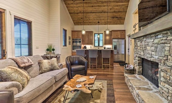 Glenville Casa | Hike, Fish & Relax: Rural Craftsman in Glenville!