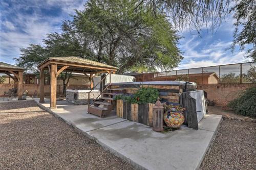 Tucson Casa | Hike, Shop and Unwind Tucson Home with Shared Hot Tub