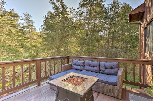 Vernon Apartamento | Hike, Ski and Golf Mtn-View Codo in Vernon Township