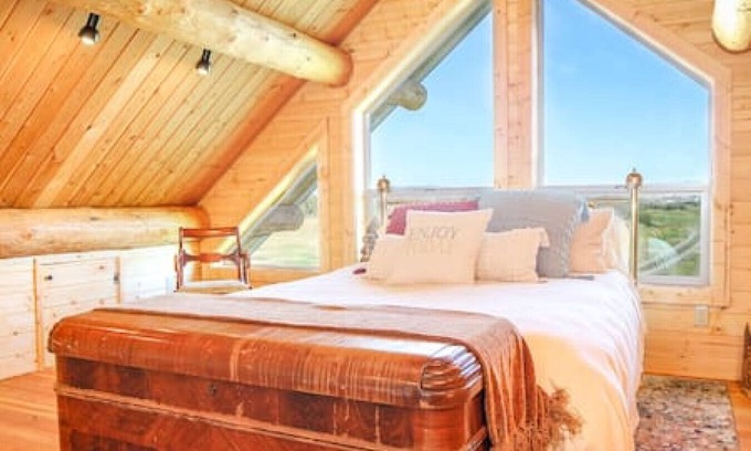 North Powder Cabina | Hill Cabin Hideaway, Romantic! Country Cabin for 2