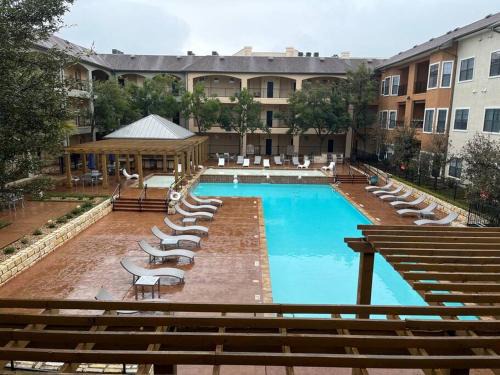Hill Country Galleria Apartamento | Hill Country Galleria Getaway