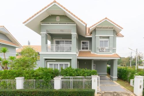 Hang Dong Casa | ็Hill Lake Villa - ฮิลล์เลค วิลล่า