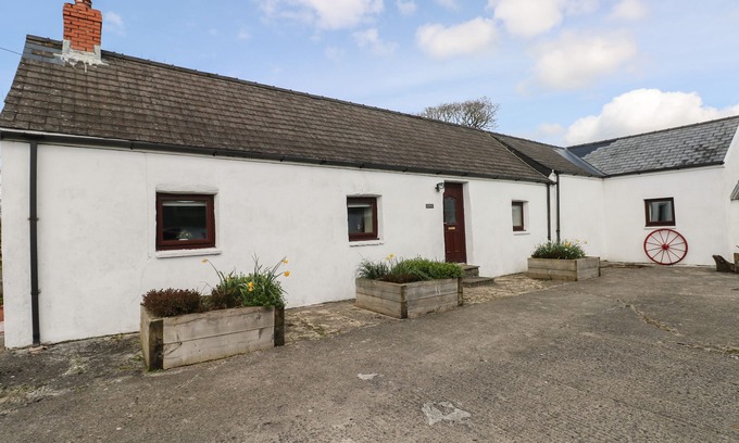 Narberth Cabaña | Hill Top Farm Cottage, NARBERTH