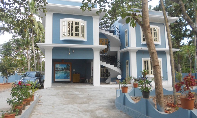Thiruvananthapuram Casa | Propiedad en la cima de la colina dentro de 3 a 5 millas del centro de la ciudad