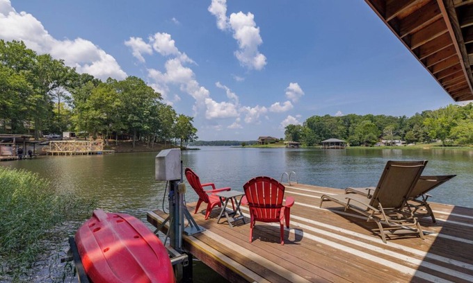Hillcrest Point Casa | Hillcrest at Lake Gaston