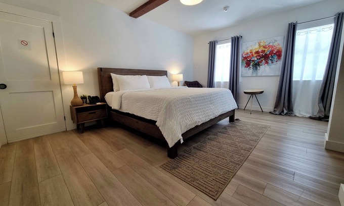 St. George's Hotel | Hillcrest Boutique Hotel, Main Villa Ground Floor King Verandah