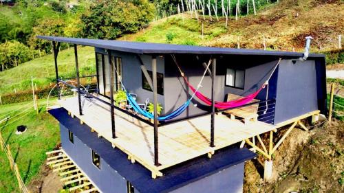 El Penol Casa | Hillside Cabins - Guatapé
