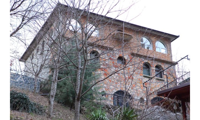 Dolna Matka Apartamento | Hillside Haven- Kulla East