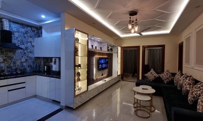 Bullawala Apartamento | Hillside nest 2 BHK apartment with a hill and mussoorie view.