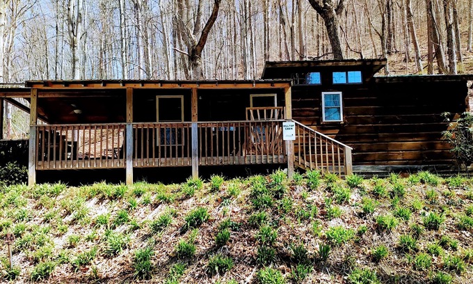 Newland Cabina | Hilltop Cabin