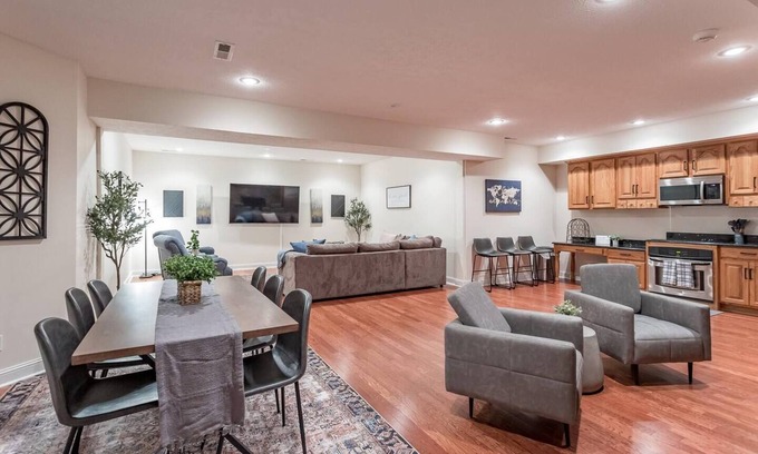 Cross Keys Casa | Hilltop Escape >1 mile from North River