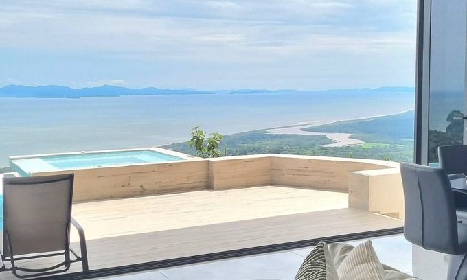 Camaronal Casa | Hilltop Haven: 3 Master Suites, Ocean&Jungle Views