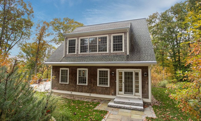 Southfield Casa | Hilltop Hideaway Hot Tub, Views & Nature Trails