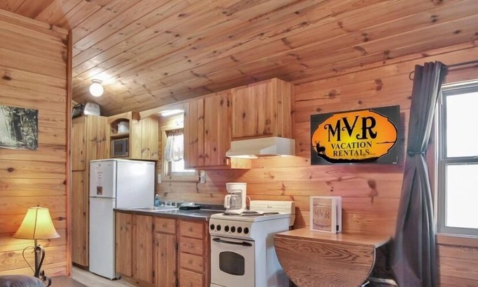 Knoxville Casa | Hilltop Hideaway 1 - Pet Friendly!