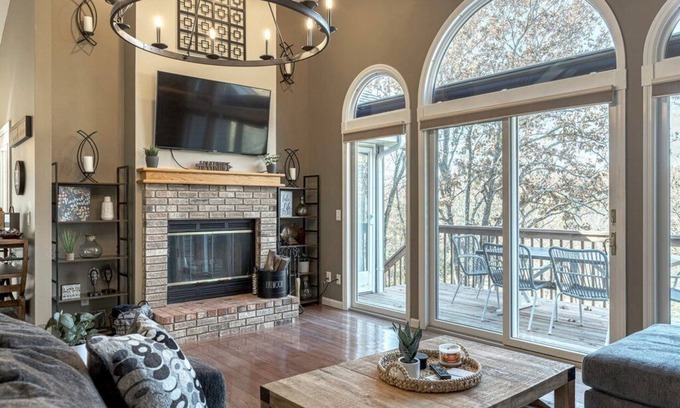 Innsbrook Casa | Hilltop Hideaway by Sarah Bernard Chalets, House near Golf Course and Aspen Center