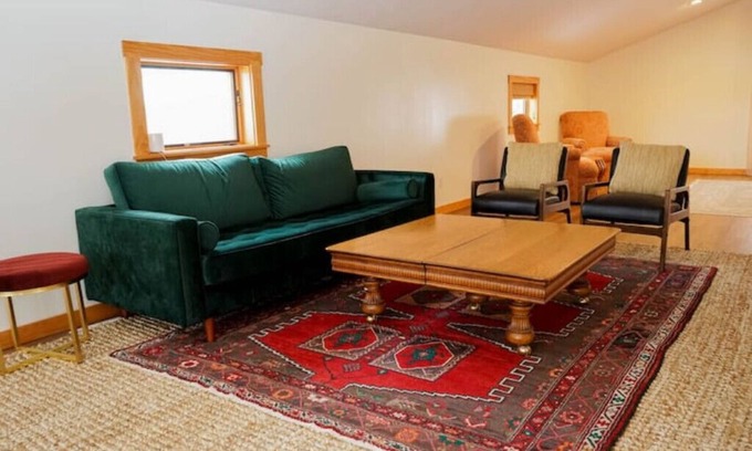 Frankfort Casa | Hilltop Home in Downtown Frankfort