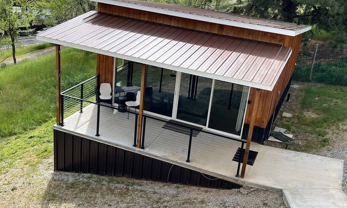 Riggins Cabina | Hilltop riverview bunkhouse
