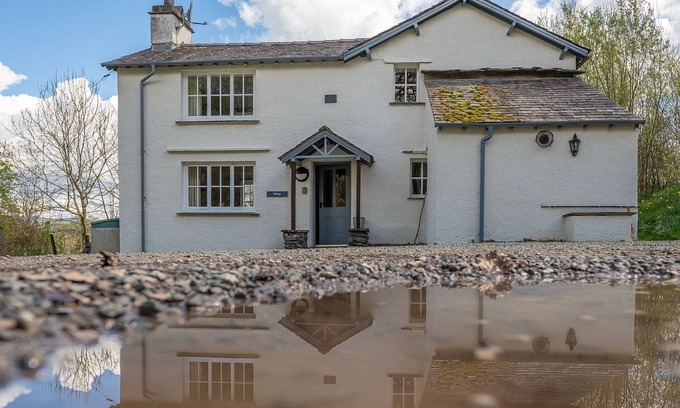 Ambleside Casa | Hilltop - sleeps 4 guests in 2 bedrooms