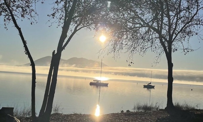 Kelseyville Casa | Hilltop vineyard paradise near Clearlake with stunning views of Mt. Konocti