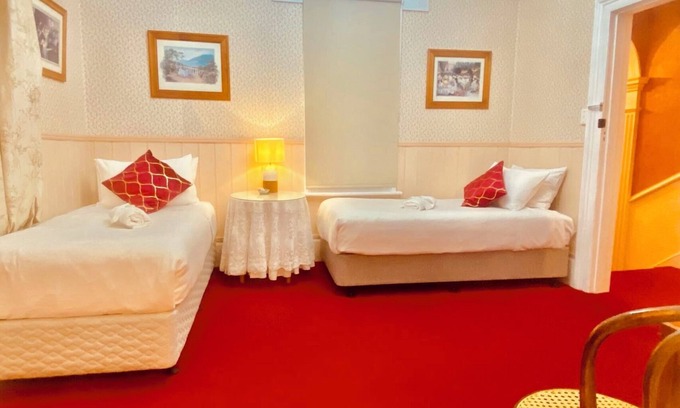 Launceston CBD Cabina | Hillview House Launceston